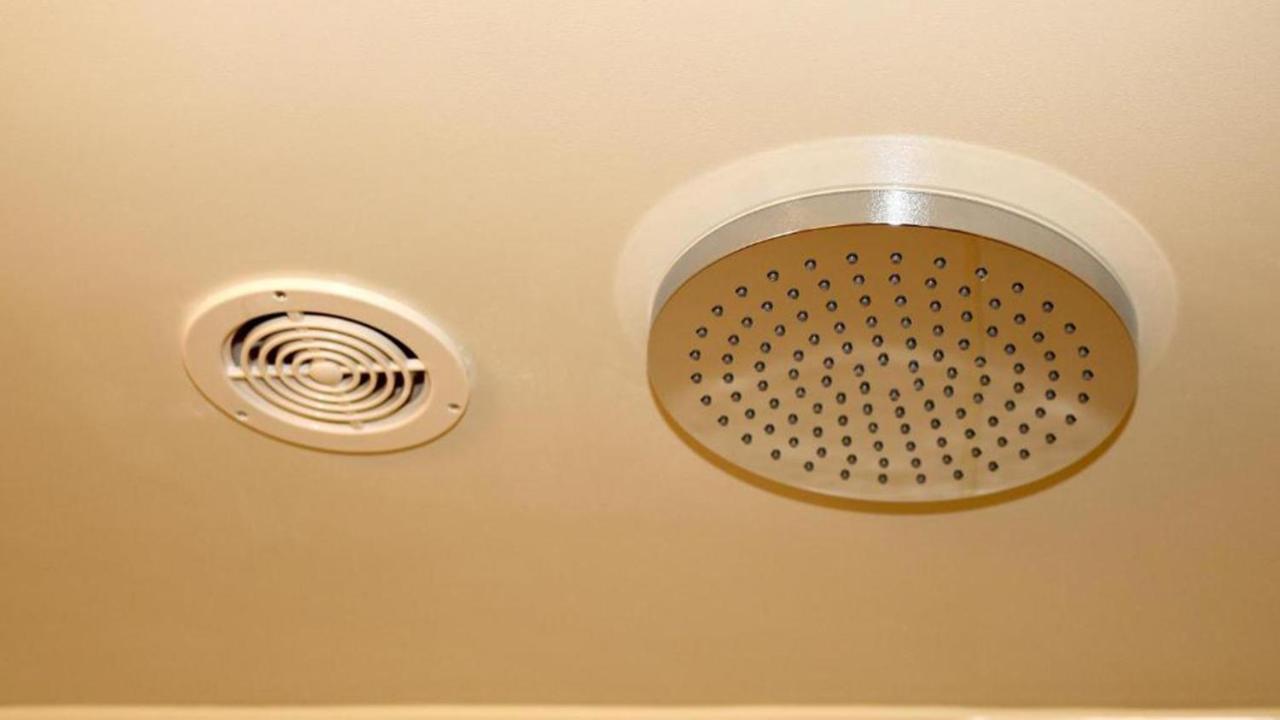 Toyoko Inn Osaka Tenjinbashi-Suji Rokuchome Εξωτερικό φωτογραφία
